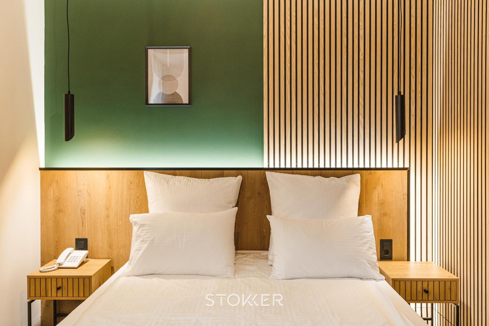 Stokker Hotel Oradea Buitenkant foto